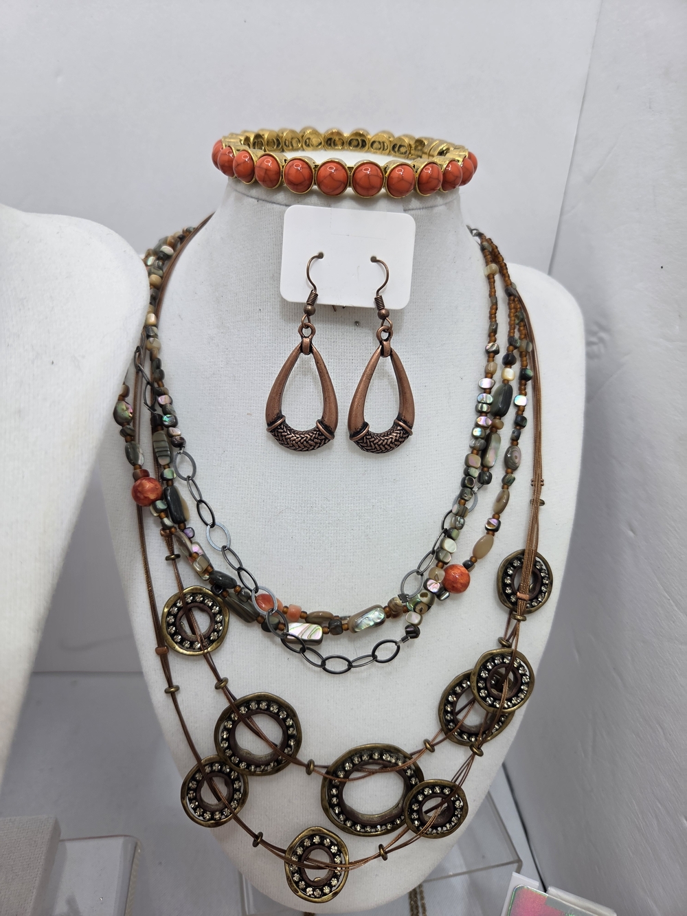 HUGE 42pc Vintage & Modern Jewelry Lot CHICO'S NAPIER COLDWATER CR Necklace Ear - Picture 7 of 14
